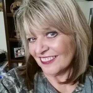 Meet your Posher, Rowena h.